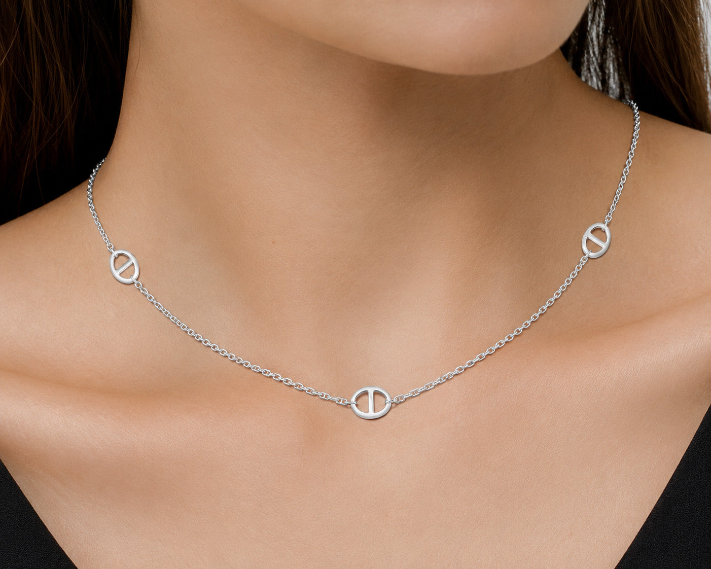 Silver Marina Chain with Connector Stations