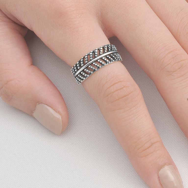 Silver Leaf Ring