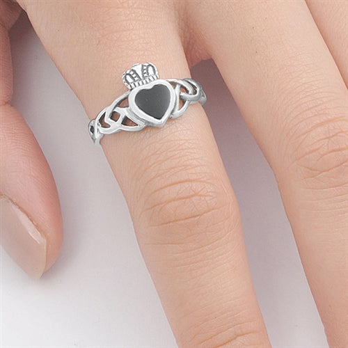 Silver Stone Ring - Celtic Claddagh