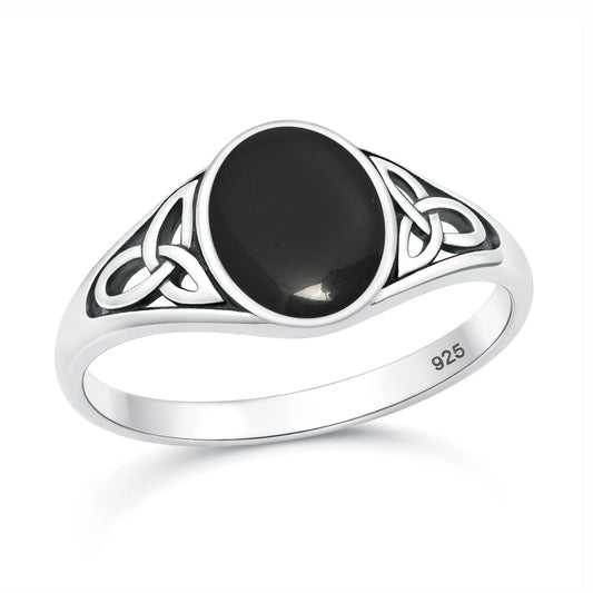 Silver Stone Ring - Celtic Knot